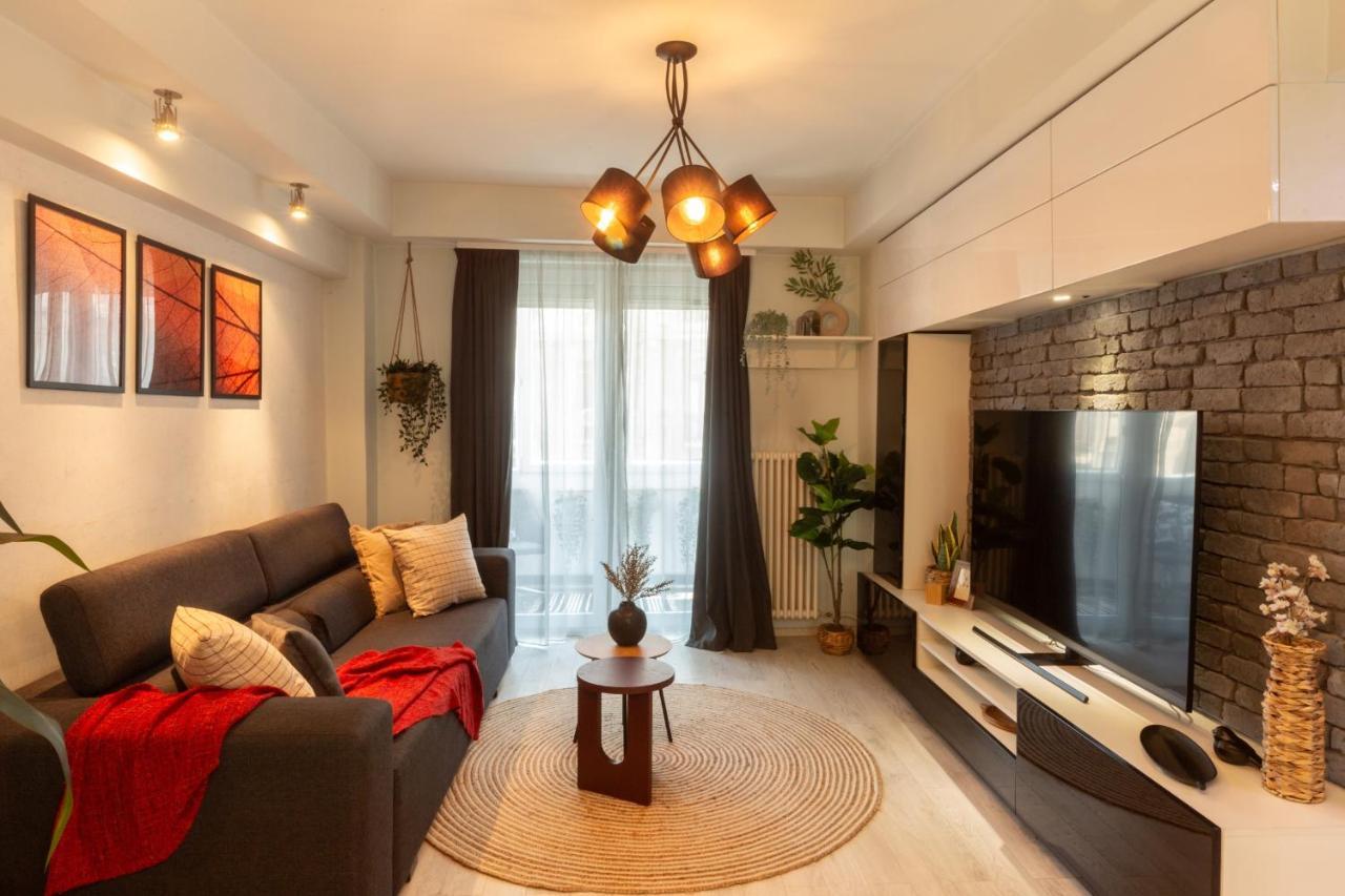 Modern 1Br Apt In The Old Town: The Perfect Choice Bucharest Luaran gambar
