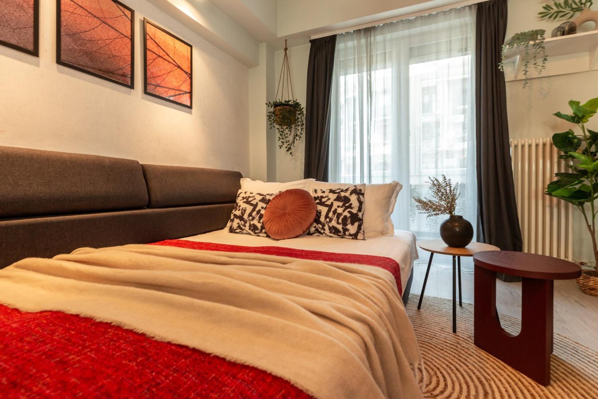 Modern 1Br Apt In The Old Town: The Perfect Choice Bucharest Luaran gambar